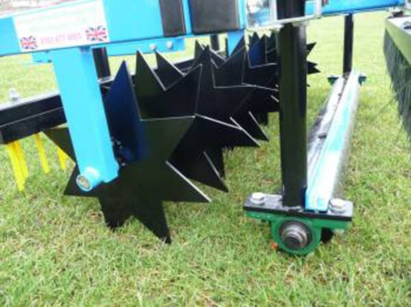 Ride On Pitch Groomer - Image 3